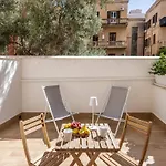 Sunny With Terrace In Area Palerme