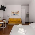 Appartement Sunny With Terrace In Area