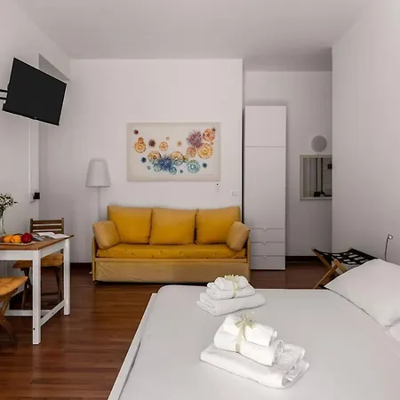 Apartment Sunny With Terrace In Area