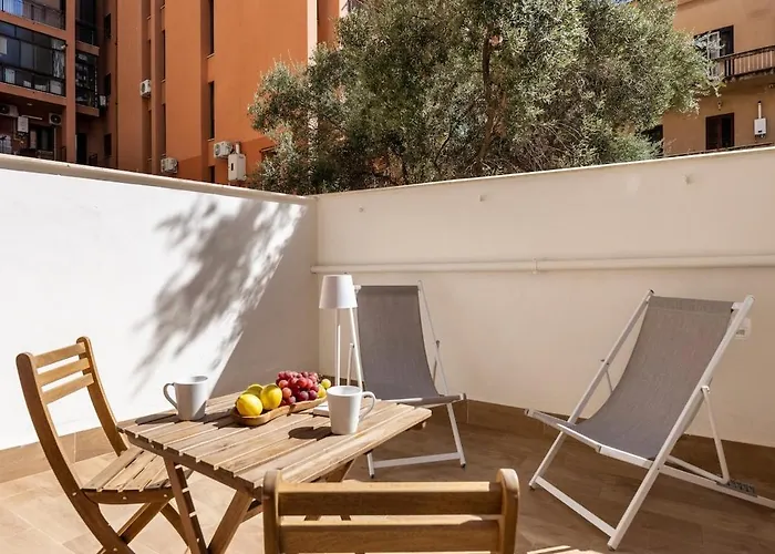 Sunny With Terrace In Area * Palermo